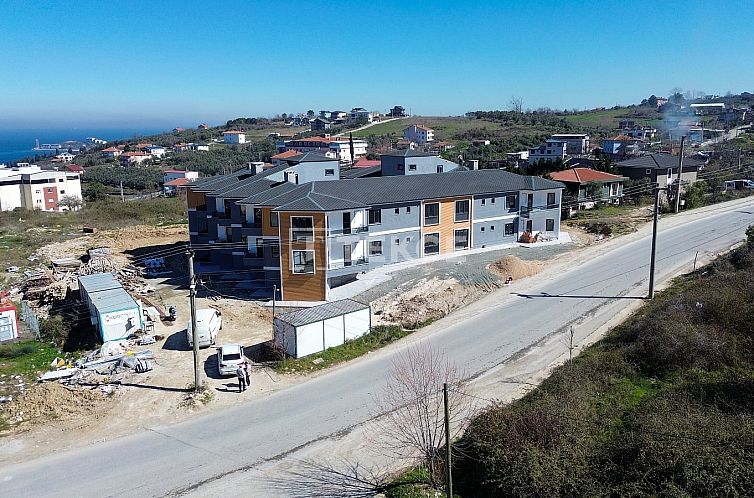 Geschakelde woning in Çamlık
