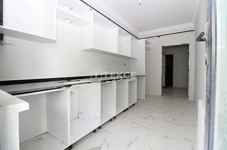 Geschakelde woning in Teşvikiye Bld. (Karşıyaka Mh.)
