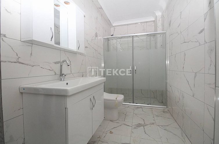 Geschakelde woning in Teşvikiye Bld. (Karşıyaka Mh.)