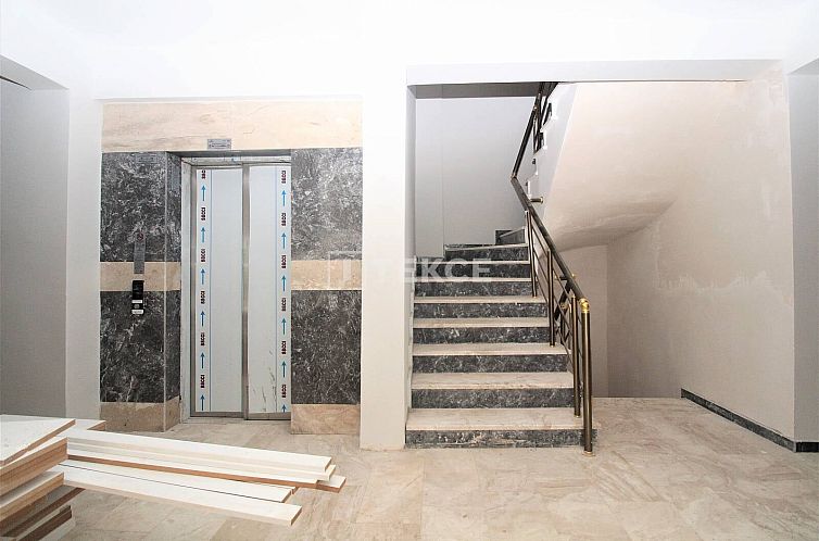 Geschakelde woning in Teşvikiye Bld. (Karşıyaka Mh.)