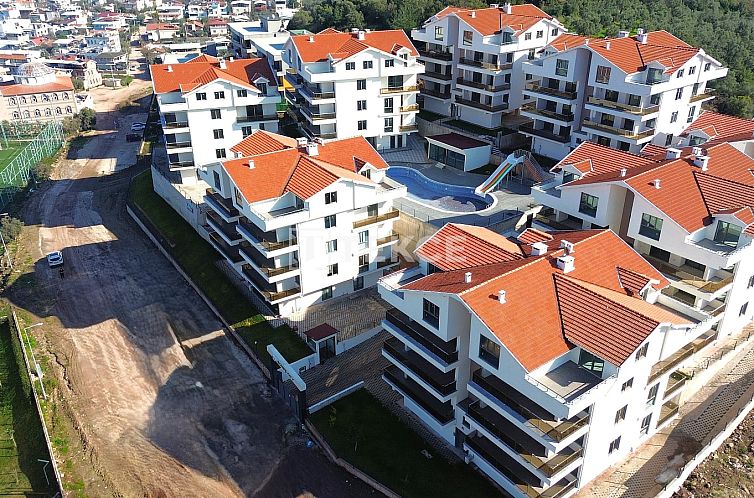 Geschakelde woning in Kurşunlu