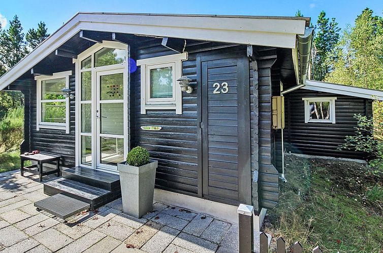 Vakantiehuis "Florense" - 2.5km from the sea