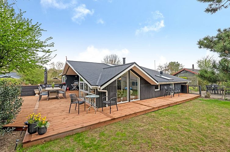 Guest house 2890210 - Holiday property Zuidelijke Noordzee - Vakantiehuis "Ronja" - 100m to the fjord
