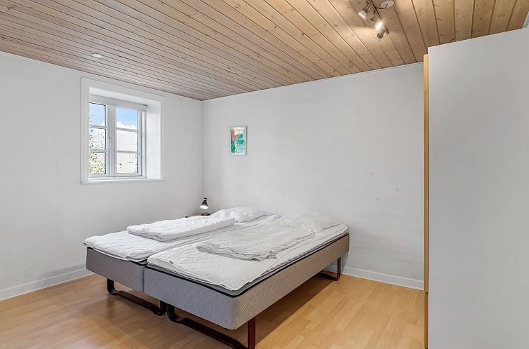 Vakantiehuis "Merrit" - 4.6km to the fjord