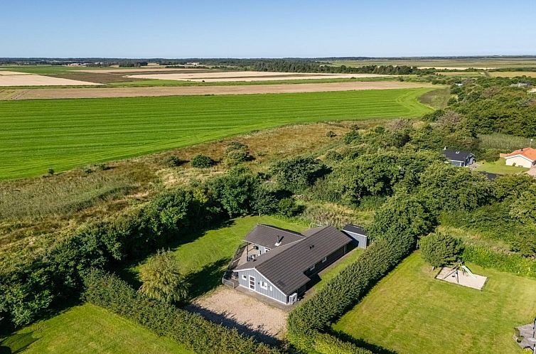 Vakantiehuis "Findus" - 1.2km to the fjord