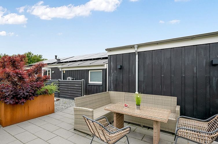 Vakantiehuis "Noreen" - 1.4km to the fjord