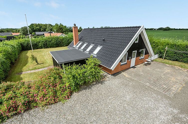 Vakantiehuis "Yara" - 1km to the fjord