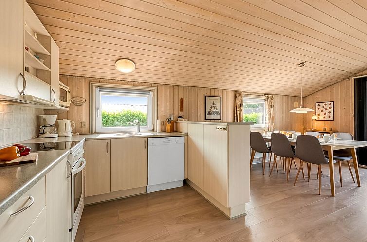 Vakantiehuis "Munder" - 1.2km to the fjord