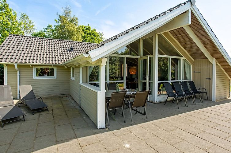 Vakantiehuis "Isving" - 1.1km to the fjord