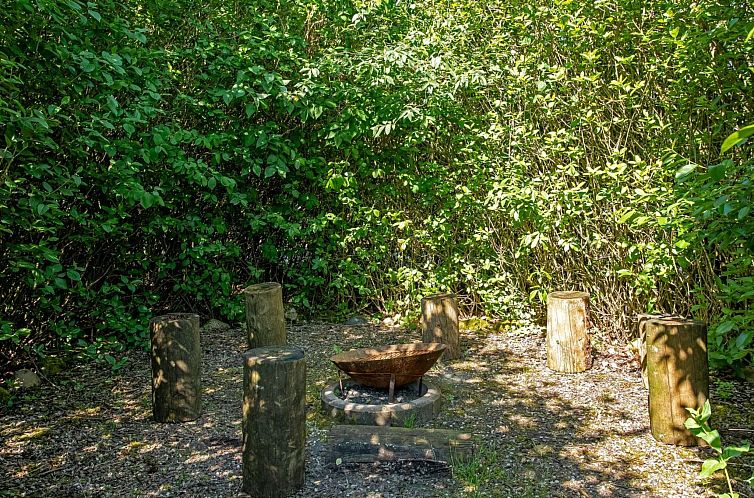 Vakantiehuis "Isving" - 1.1km to the fjord