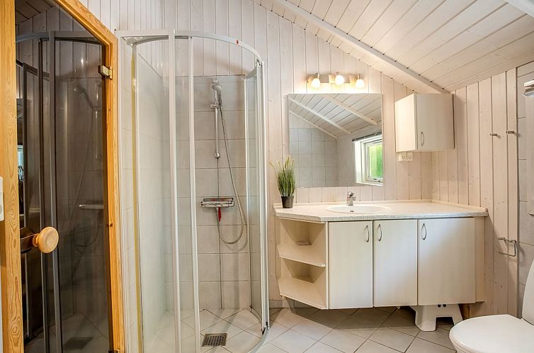 Vakantiehuis "Isving" - 1.1km to the fjord