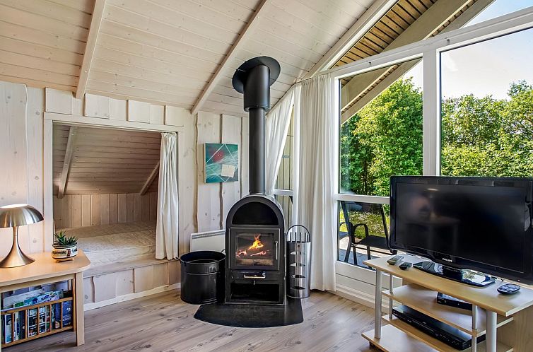 Vakantiehuis "Isving" - 1.1km to the fjord