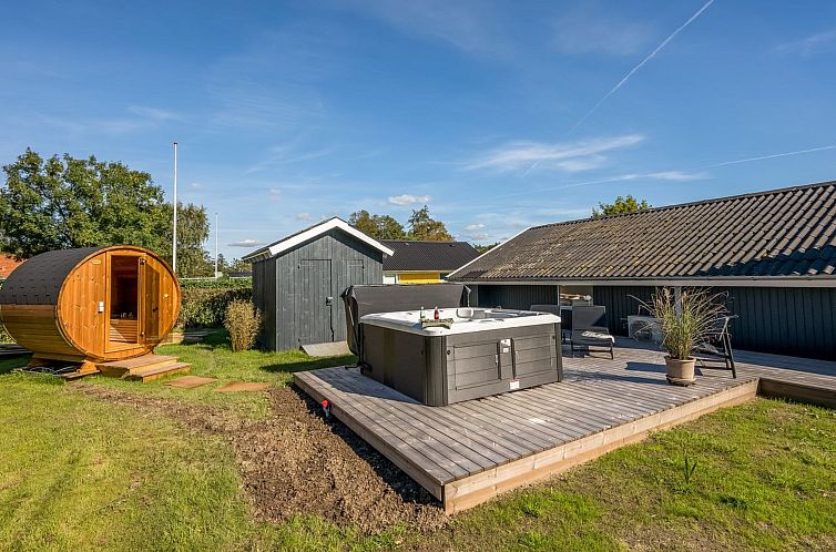 Vakantiehuis "Thamina" - 200m to the fjord