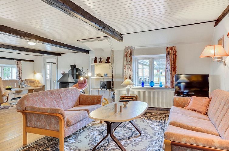 Vakantiehuis "Hedda" - 15km from the sea