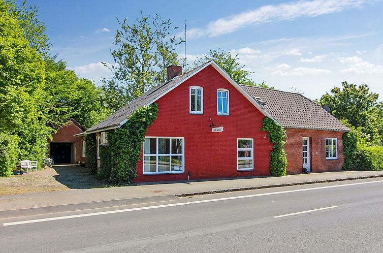 Guest house 28904126 - Holiday property Zuidelijke Noordzee - Vakantiehuis "Clausina" - 600m from the sea