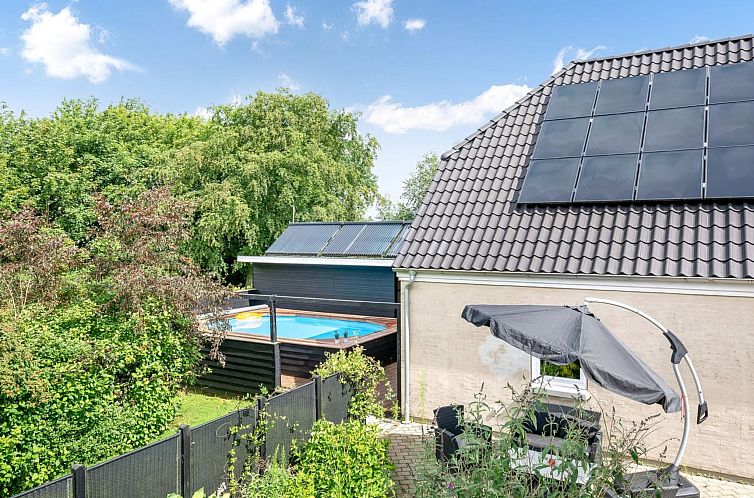 Vakantiehuis "Amma" - 21km from the sea