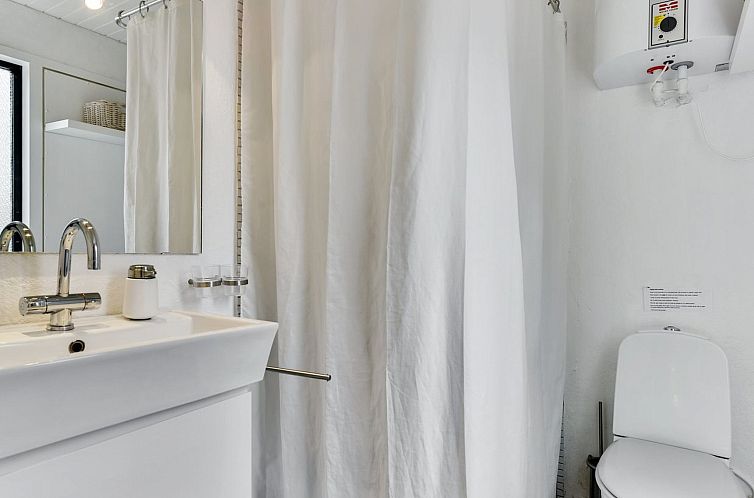 Vakantiehuis "Judyta" - 1km from the sea