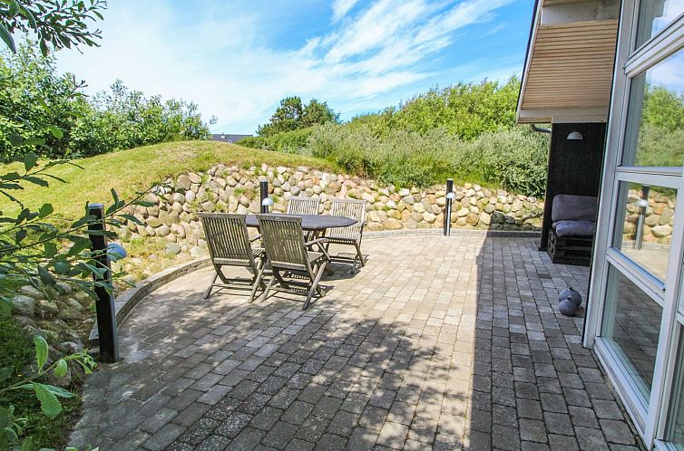 Vakantiehuis "Aatos" - 500m from the sea