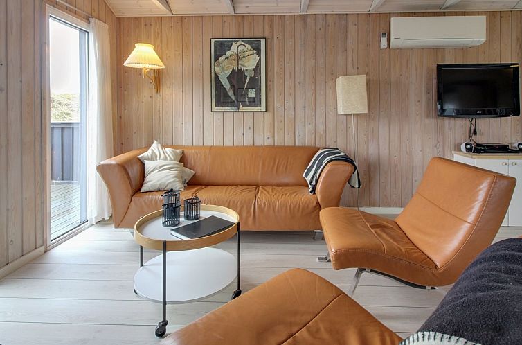 Vakantiehuis "Casandra" - 600m from the sea