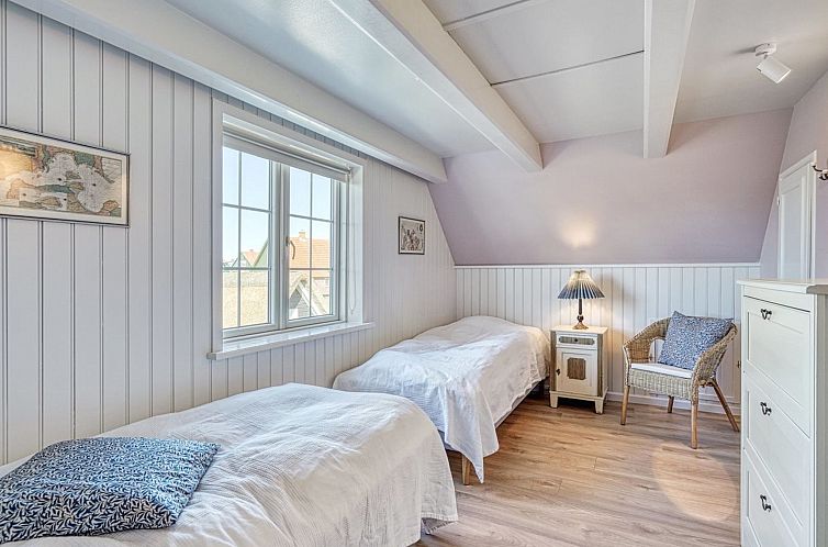 Vakantiehuis "Sten" - 100m from the sea