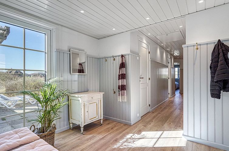 Vakantiehuis "Sten" - 100m from the sea