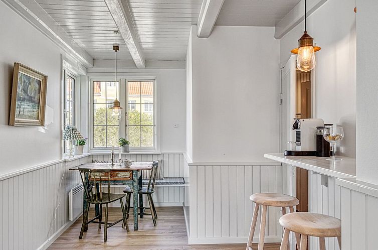 Vakantiehuis "Sten" - 100m from the sea