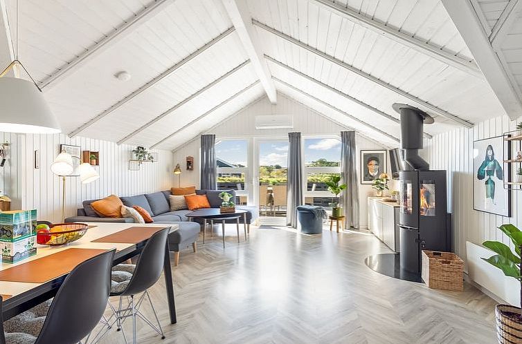 Vakantiehuis "Skyler" - 1km from the sea