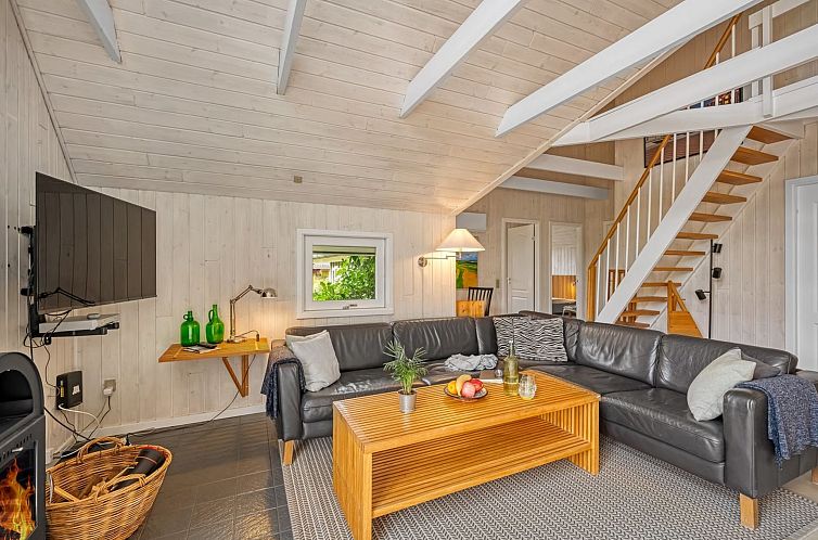 Vakantiehuis "Herma" - 1km from the sea