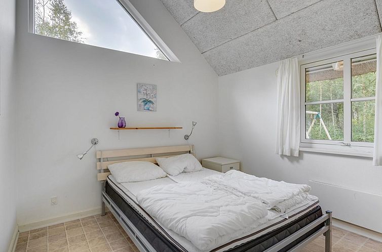 Vakantiehuis "Jenna" - 1.4km from the sea