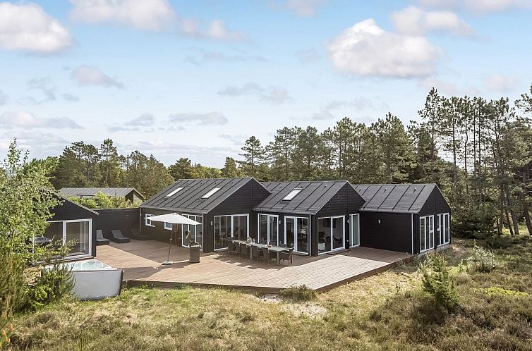 Vakantiehuis "Elke" - 3.5km from the sea