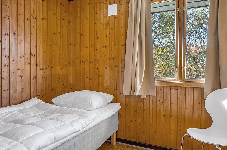 Vakantiehuis "Skoge" - 900m from the sea
