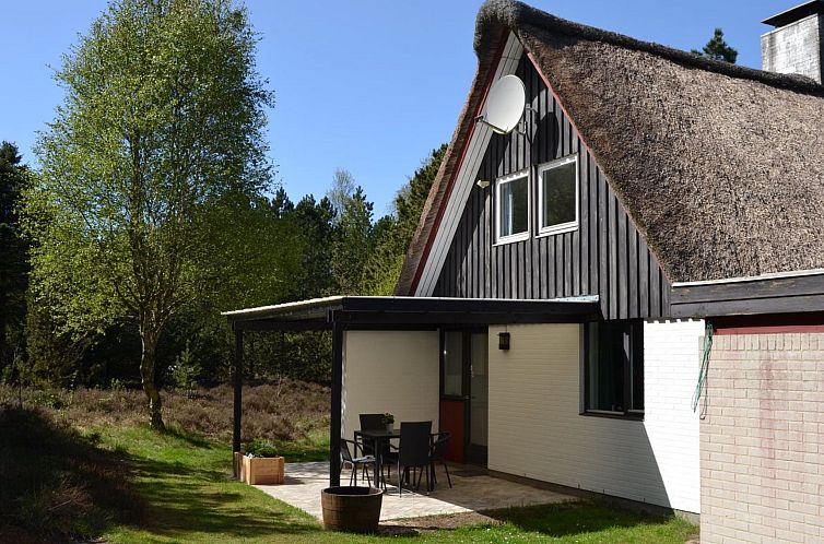 Vakantiehuis "Emilla" - 3.8km from the sea