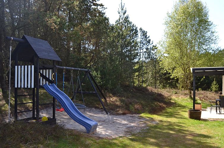 Vakantiehuis "Emilla" - 3.8km from the sea