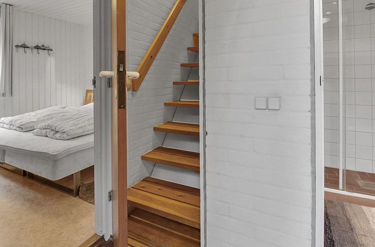 Vakantiehuis "Emilla" - 3.8km from the sea