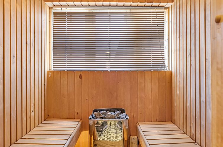 Vakantiehuis "Narvik" - 4.5km from the sea