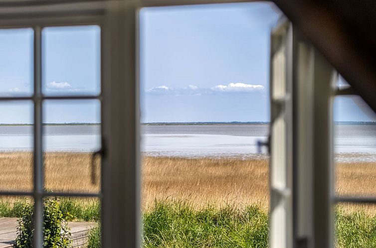 Vakantiehuis "Narvik" - 4.5km from the sea