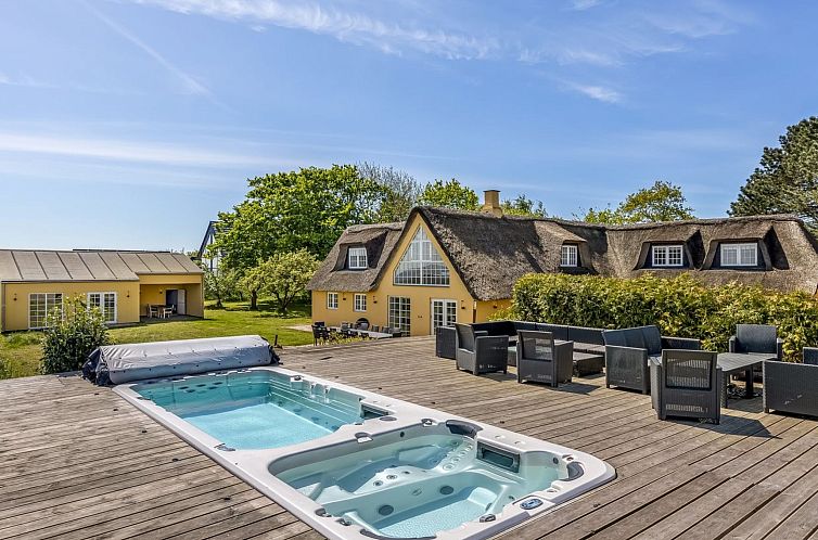 Vakantiehuis "Narvik" - 4.5km from the sea