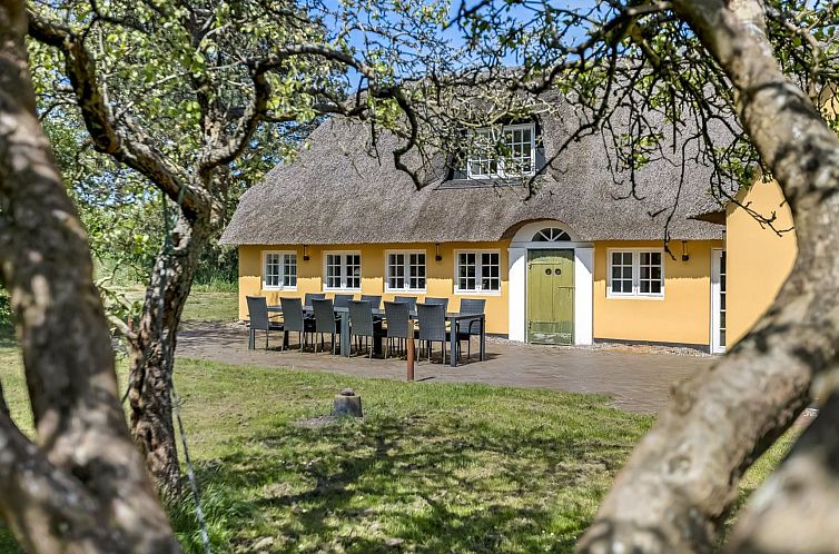 Vakantiehuis "Narvik" - 4.5km from the sea