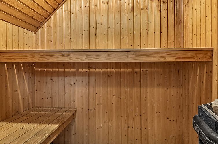 Vakantiehuis "Artan" - 2.6km from the sea