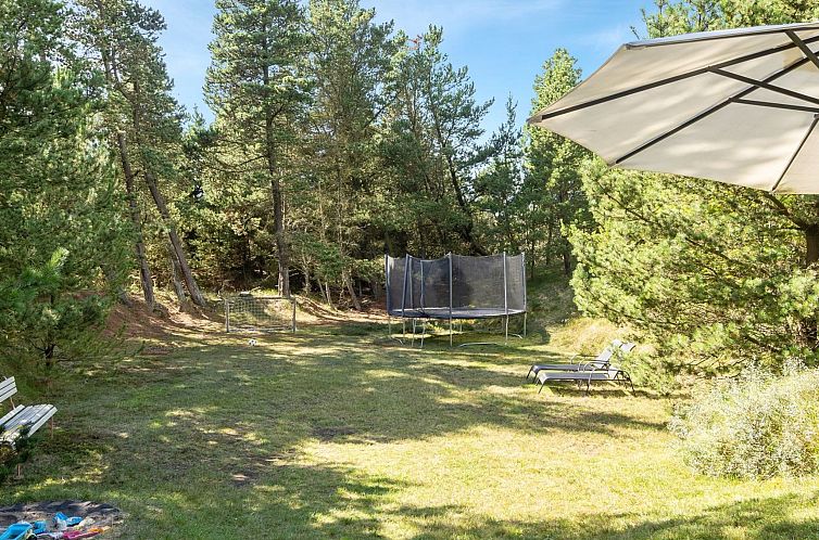 Vakantiehuis "Benedikta" - 2.4km from the sea