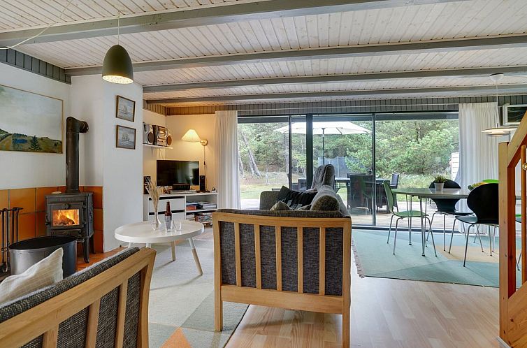 Vakantiehuis "Benedikta" - 2.4km from the sea