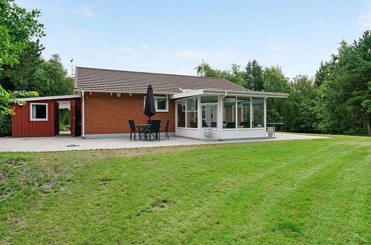 Vakantiehuis "Gwen" - 2.7km from the sea