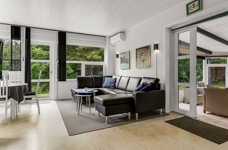 Vakantiehuis "Gwen" - 2.7km from the sea