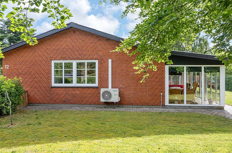 Vakantiehuis "Philip" - 2km from the sea