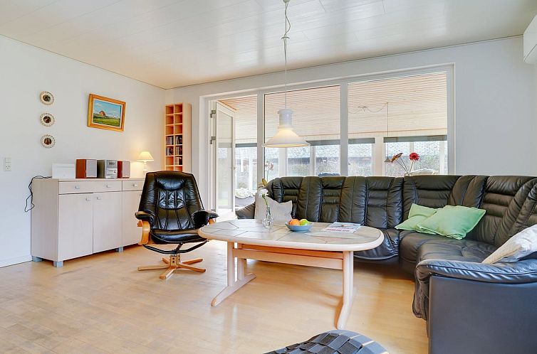 Vakantiehuis "Philip" - 2km from the sea