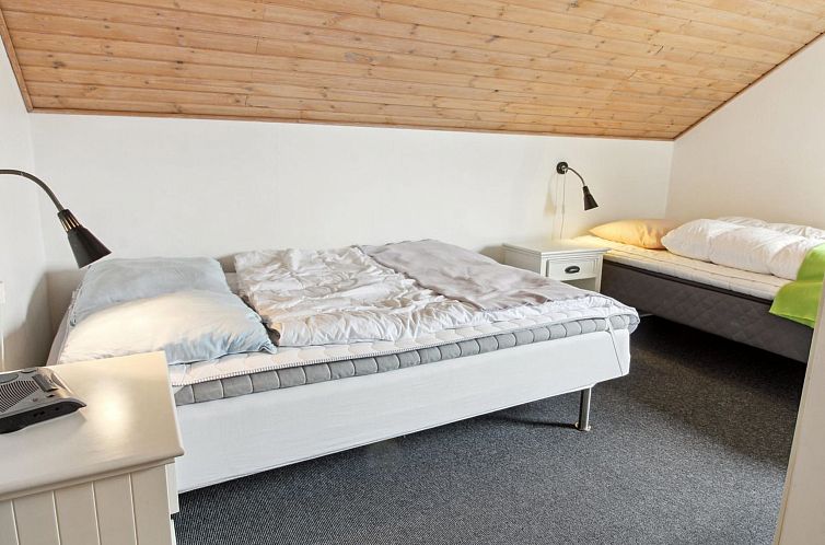Appartement "Nayana" - 2.3km from the sea