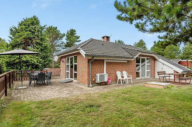 Vakantiehuis "Botulf" - 3.8km from the sea