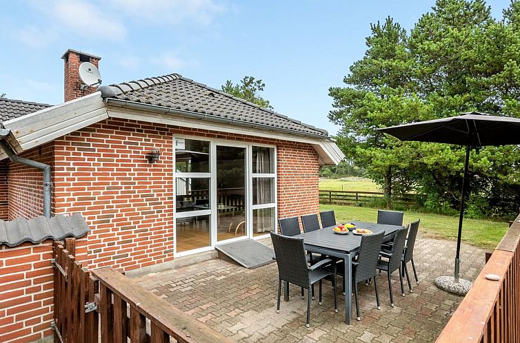 Vakantiehuis "Botulf" - 3.8km from the sea