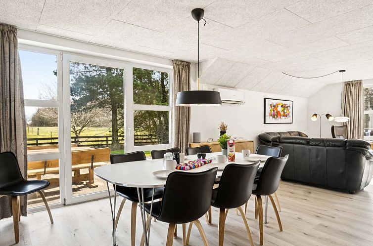 Vakantiehuis "Botulf" - 3.8km from the sea