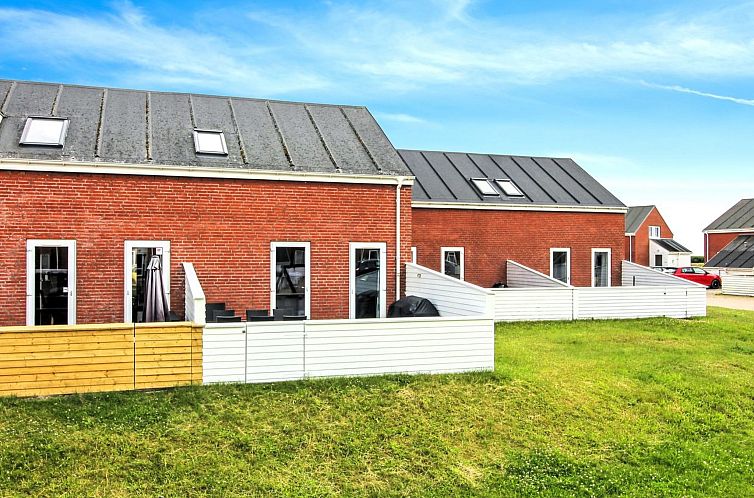 Appartement "Héléne" - 2.3km from the sea